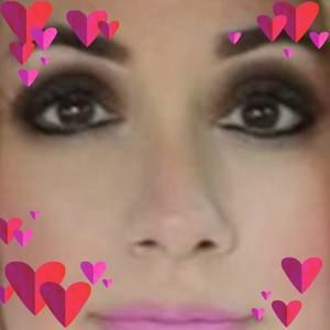 Meet your Posher, Joelle